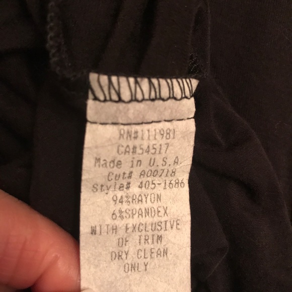 🦋 Beautiful, like new fitted top. - Picture 7 of 9